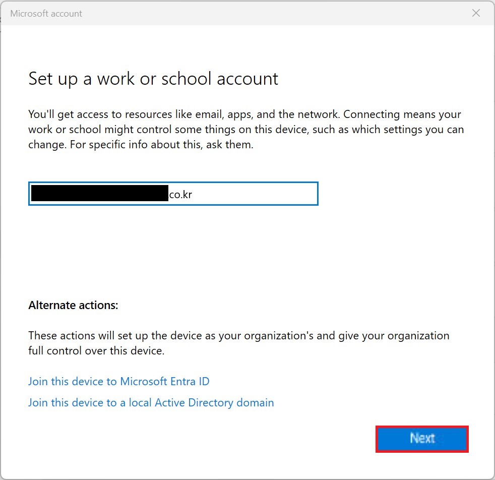 Entering the Entra account name when enrolling a joined device with Windows Settings.
